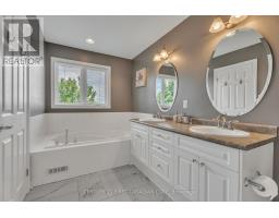 27 - 600 HYDE PARK ROAD - 26