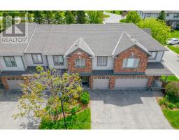 27 - 600 HYDE PARK ROAD - 43