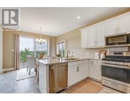 41 - 486 SKYLINE AVENUE - 10