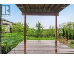 41 - 486 SKYLINE AVENUE - 35