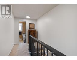 58 - 141 CONDOR COURT - 17