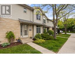 58 - 141 CONDOR COURT - 2
