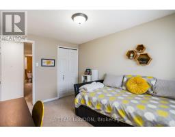 58 - 141 CONDOR COURT - 23