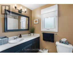 58 - 141 CONDOR COURT - 24