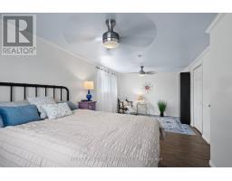 13 IDSARDI AVENUE - 18