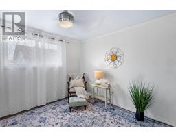 13 IDSARDI AVENUE - 19