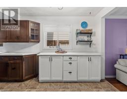 13 IDSARDI AVENUE - 6