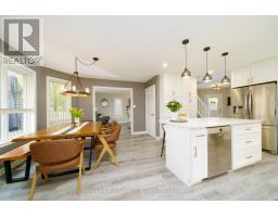15 MAPLERIDGE CRESCENT - 11