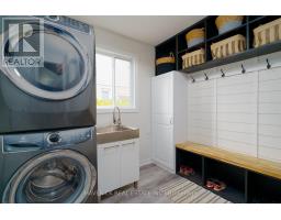 15 MAPLERIDGE CRESCENT - 18