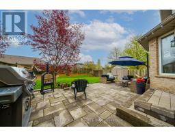 15 MAPLERIDGE CRESCENT - 38