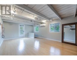 554 WATERLOO STREET - 26