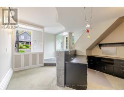 554 WATERLOO STREET - 27