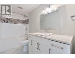 49 - 217 MARTINET AVENUE - 17