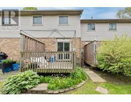 49 - 217 MARTINET AVENUE - 23