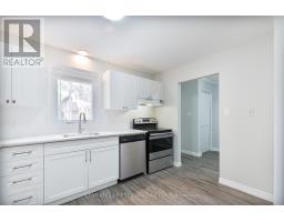 49 - 217 MARTINET AVENUE - 4