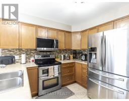 525 MAPLEWOOD LANE - 12