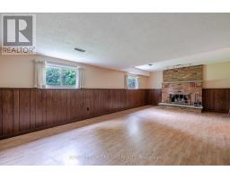 95 CONCORD CRESCENT - 29