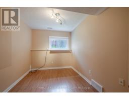 95 CONCORD CRESCENT - 33