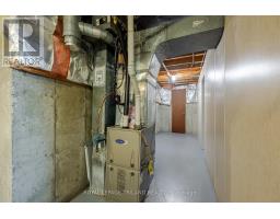 95 CONCORD CRESCENT - 41