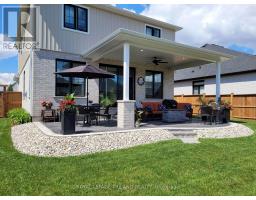 192 FOXBOROUGH PLACE - 44