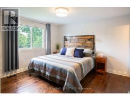 3 PINEGROVE CRESCENT - 19