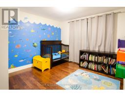 3 PINEGROVE CRESCENT - 24