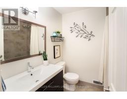 3 PINEGROVE CRESCENT - 25
