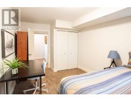 3 PINEGROVE CRESCENT - 32