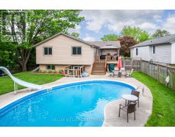 3 PINEGROVE CRESCENT - 41