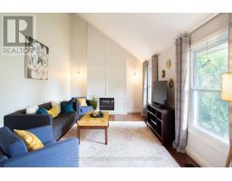 3 PINEGROVE CRESCENT - 9