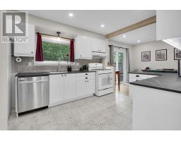162 GLENROY CRESCENT - 11