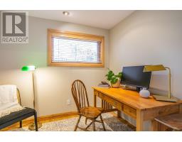 24 GATINEAU CRESCENT - 27