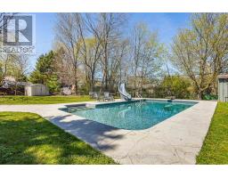 24 GATINEAU CRESCENT - 34