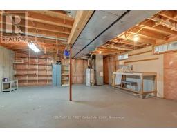 5 GOLDING PLACE S - 17
