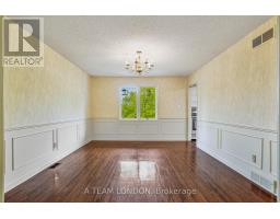 126 GUILDFORD CRESCENT - 11