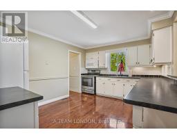 126 GUILDFORD CRESCENT - 14