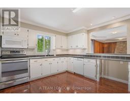126 GUILDFORD CRESCENT - 15