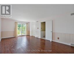 126 GUILDFORD CRESCENT - 22