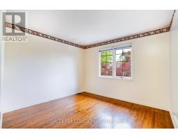 126 GUILDFORD CRESCENT - 35