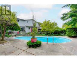126 GUILDFORD CRESCENT - 44
