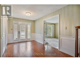 126 GUILDFORD CRESCENT - 6