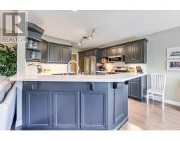 768 LAMBTON COURT - 15