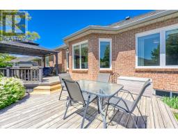 768 LAMBTON COURT - 44