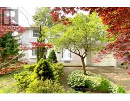 18 BRENTWOOD CRESCENT - 2