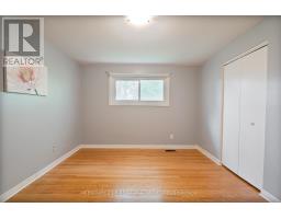 18 BRENTWOOD CRESCENT - 28