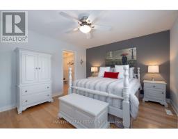 1924 RIVERBEND ROAD - 26