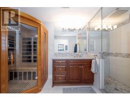 1924 RIVERBEND ROAD - 34