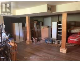 1163 FARNSBOROUGH CRESCENT - 11