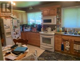1163 FARNSBOROUGH CRESCENT - 4