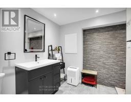 22 - 166 BONAVENTURE DRIVE - 24